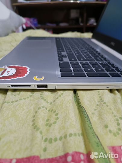 Ноутбук Dell