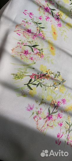 Скатерть с вышивкой