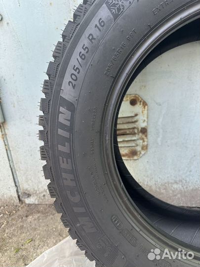 Michelin X-Ice North 4 205/65 R16 99T