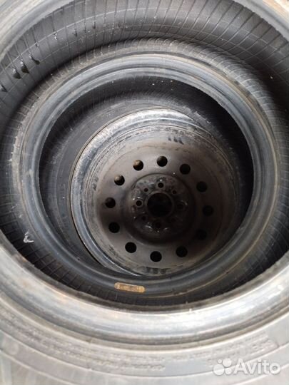 Dunlop SP Winter Ice 02 175/70 R13