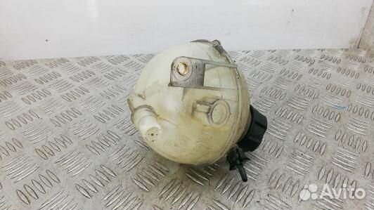 Бачок расширительный peugeot 5008 (9SV02NP01)