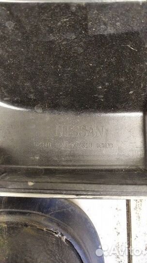 Решетка радиатора Nissan X-Trail