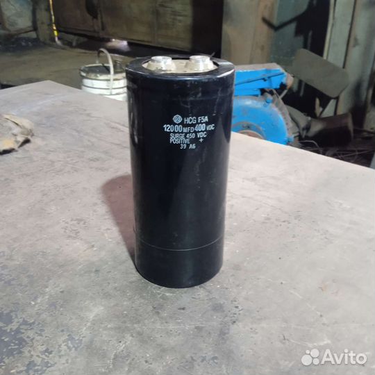 Продам конденсаторы