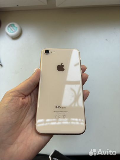 iPhone 8, 64 ГБ