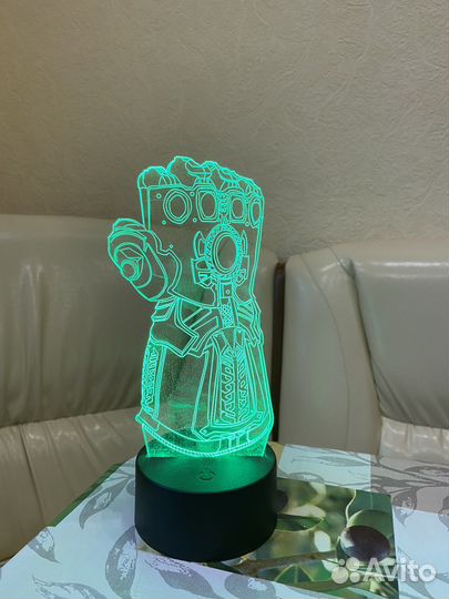 Светильник настольный