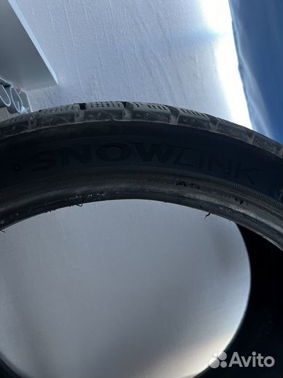 Triangle Snowlink TWT02 255/35 R19 96V