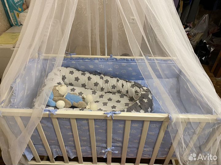Бортики на кроватку б/у