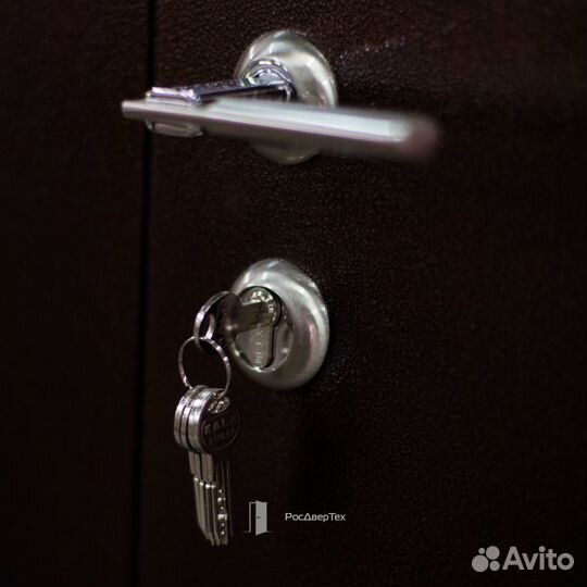 Дверь входная тамбурная подъездная металлическая