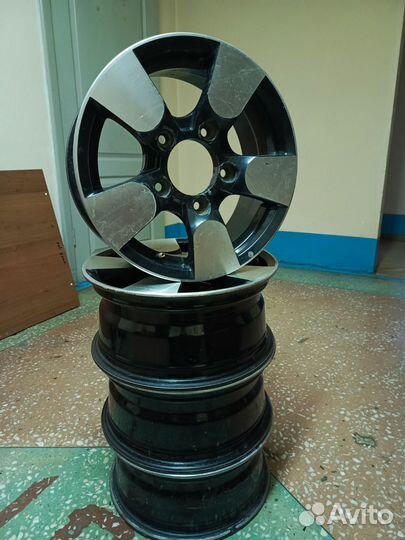 Диски r15 niva