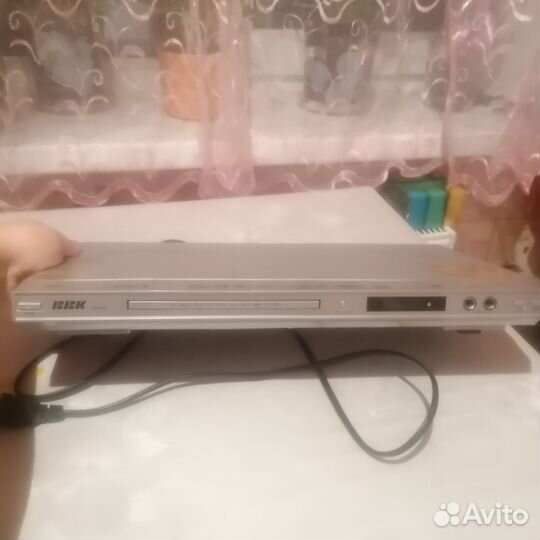 Видио проигрыватель. Почти новый