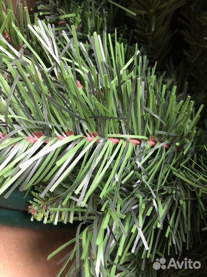 Елка искусственная 210