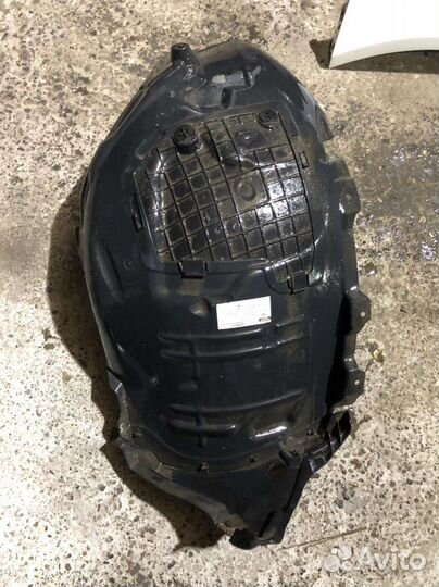 Подкрыльник передний левый мерседес 205