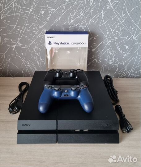 Sony PS4 500gb +2 геймпада / Игры