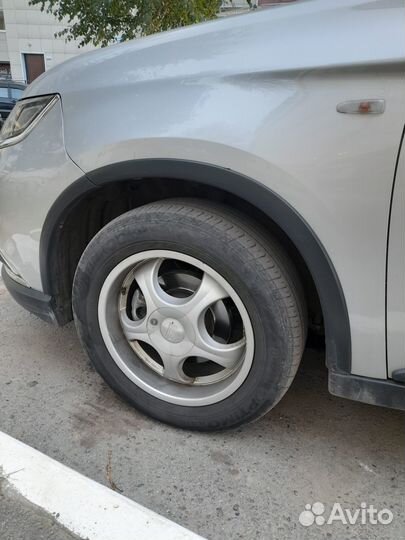Mitsubishi Outlander 2.0 CVT, 2016, 172 000 км