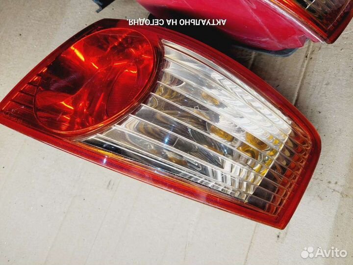 Фонарь задний правый opirus