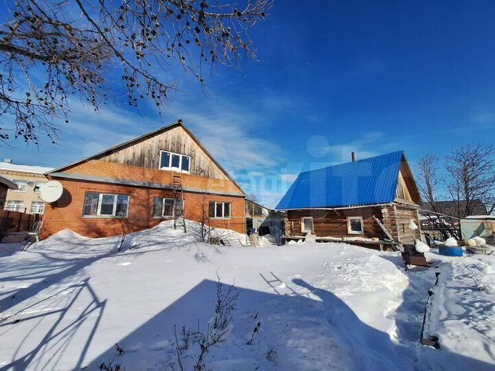 Дом 197,5 м² на участке 8,7 сот.