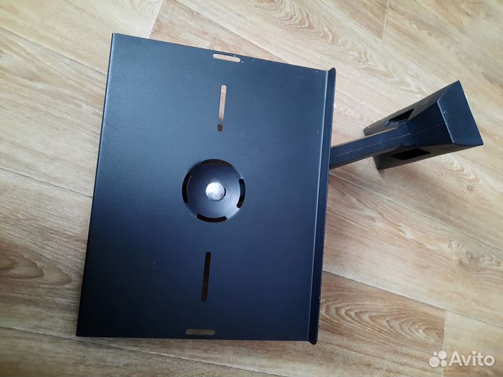 Кронштейн для телевизора на стену поворотный б/у