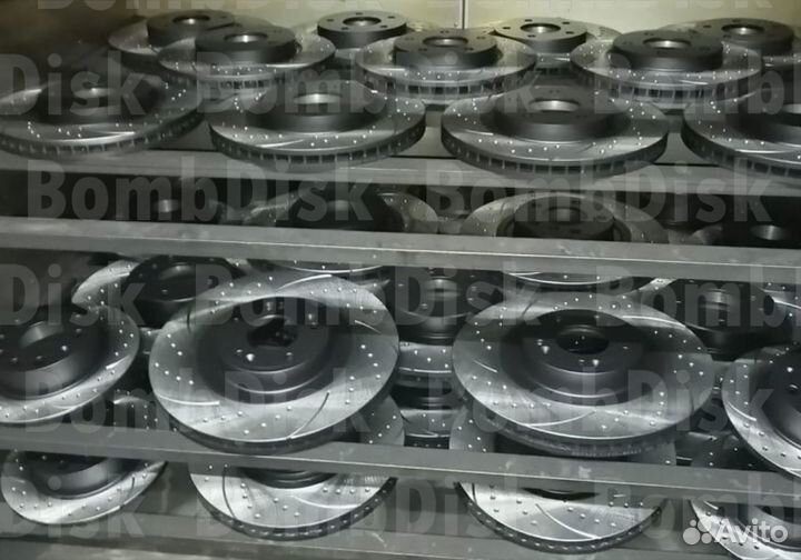 Тормозные диски с перфорацией и насечками tayga