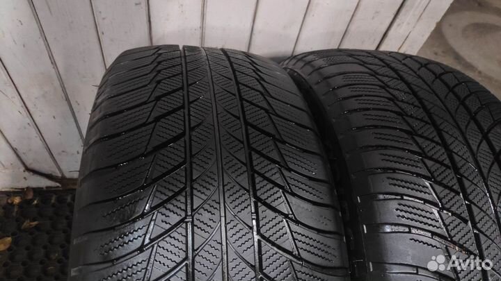 Bridgestone Blizzak LM-001 245/50 R19 105V