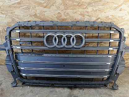 Решетка радиатора Audi SQ5