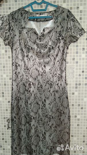 Платье р.42