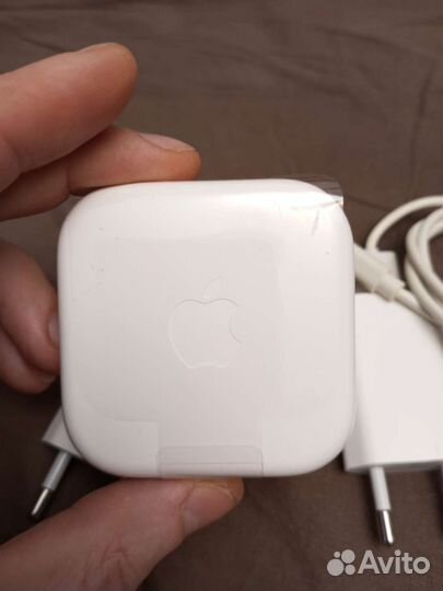 Зарядное и наушники apple (оригинал)