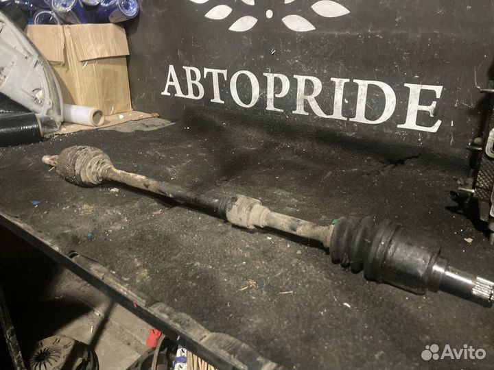 Привод в сборе Mitsubishi Lancer 7