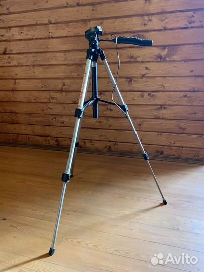 Штатив Sony VCT-D580RM