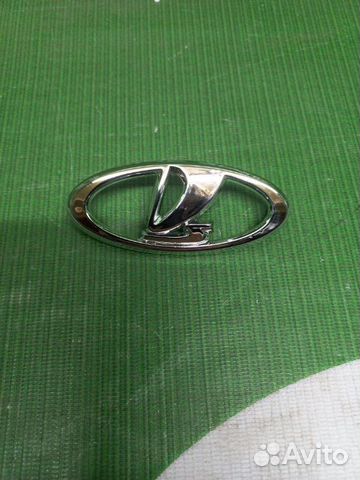 Эмблема Лада 2110