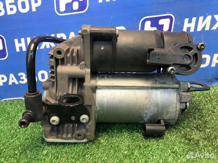 Компрессор пневмоподвески Mercedes S-Class W217