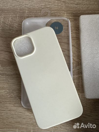 Чехол новый на iPhone 14