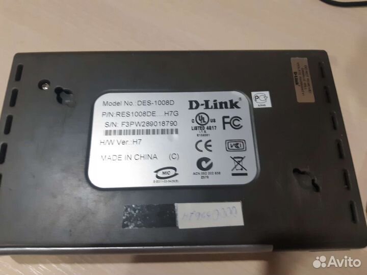 Коммутатор D-Link DES-1008D