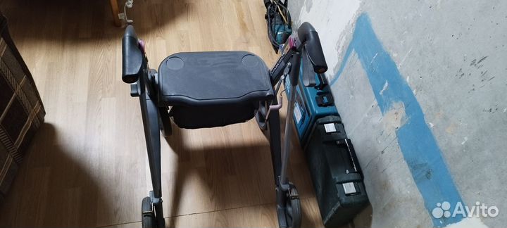 Ходунки для инвалидов