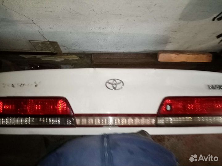 Крышка багажника марк 2 100