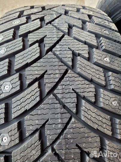 Landsail Ice Star IS37 285/50 R20 116T