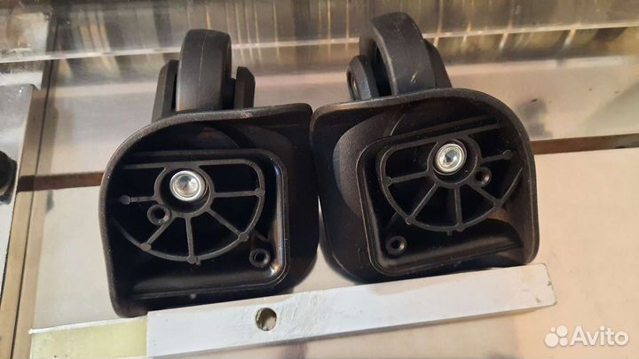 Колёса чемодана Американ туристер 70