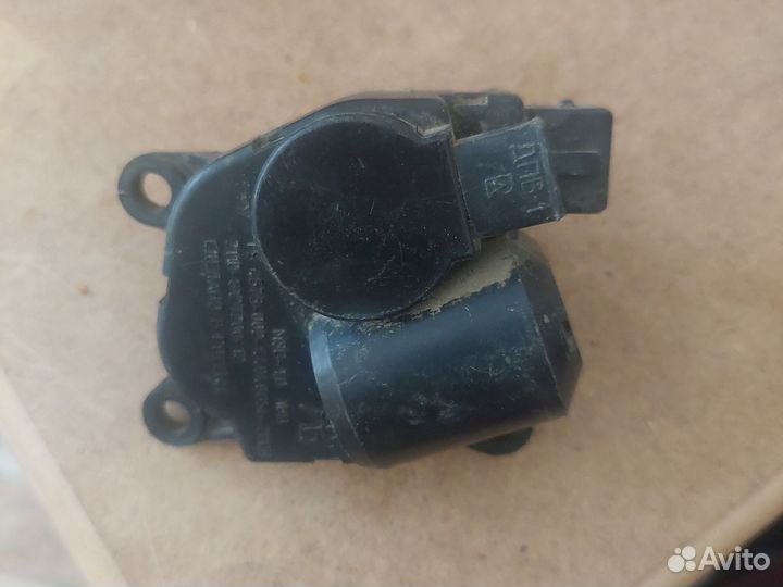 Моторедуктор печки Ваз 2110