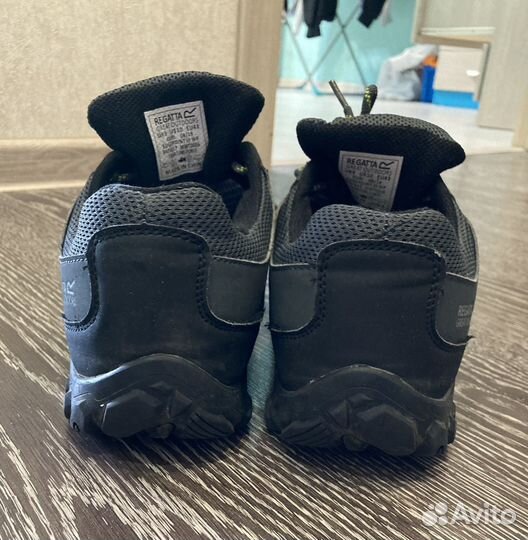 Треккинговые кроссовки мужские