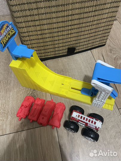 Hot wheels воздушный поединок