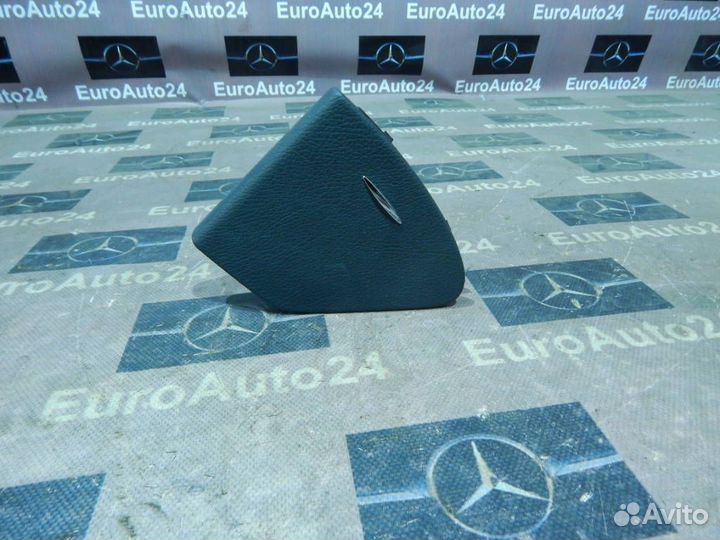Пепельница правая задняя A2118100830 Mercedes-Benz