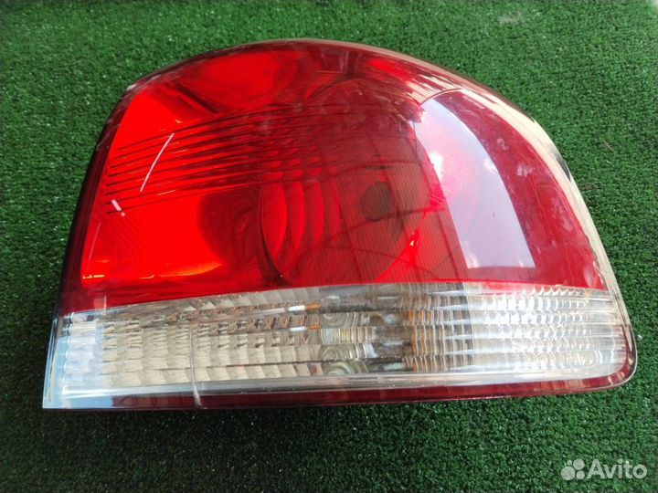 Стоп-сигнал правый Volkswagen Touareg BKJ 2004