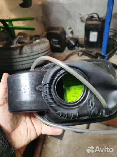 Заливная горловина Skoda OctaviaA7+скребок