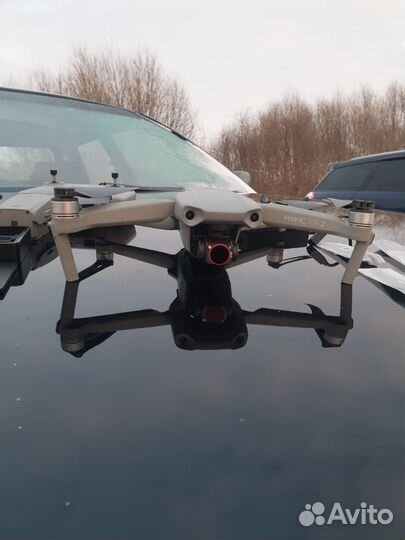 Квадрокоптер DJI Mavic Air 2 Combo