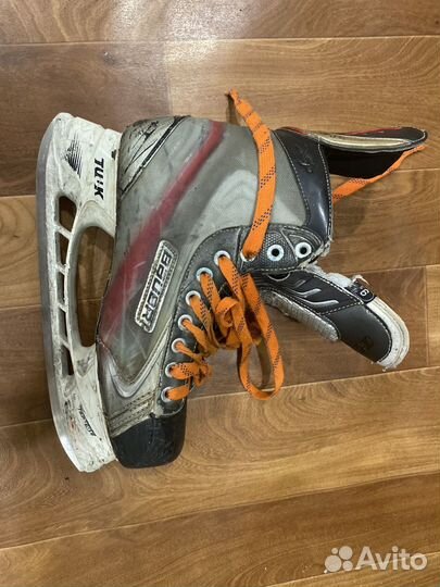 Хоккейные коньки bauer X7,0