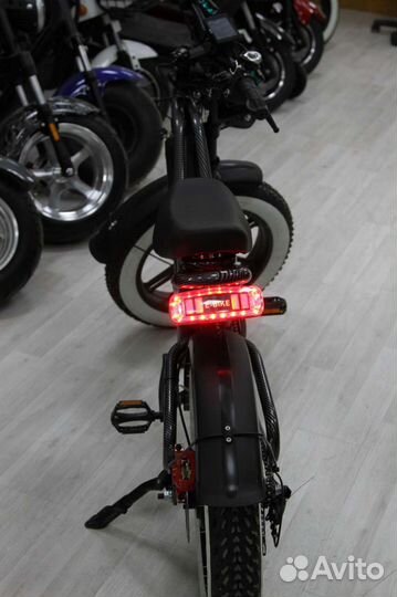 Электровелосипед GT v11