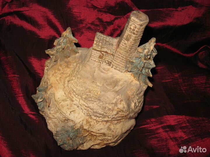 Старинные довоенные скульптуры