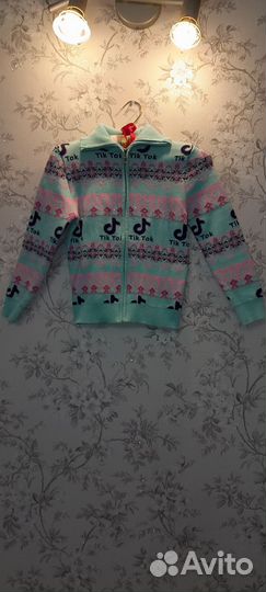 Кофточка на девочку