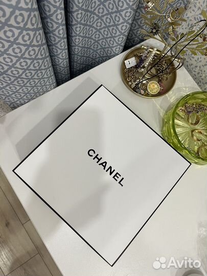 Брендовые коробки подарочные