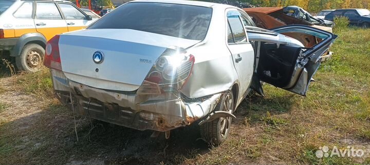 Geely MK 1.5 МТ, 2012, битый, 98 000 км