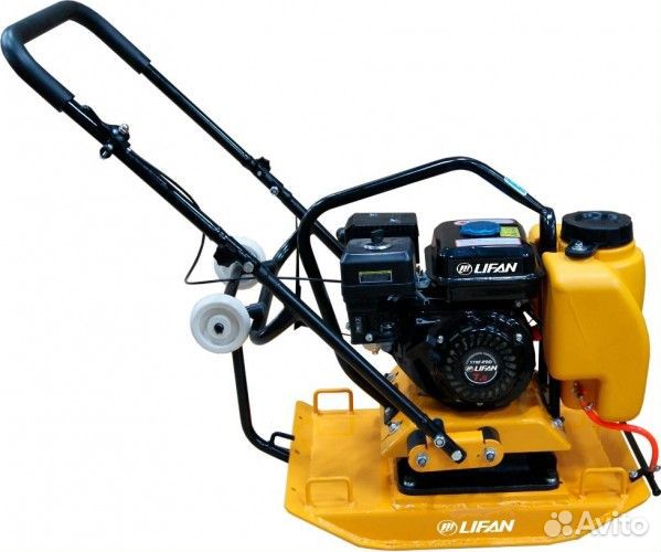 Виброплита lifan PVB100 (бак для воды)